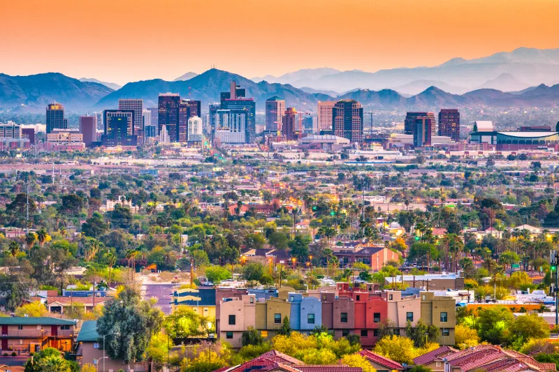 Building Wealth Through the Phoenix Real Estate